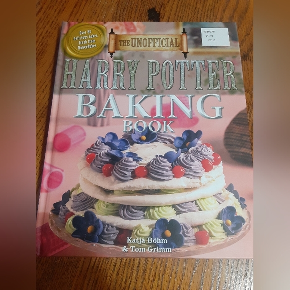Harry potter bundle- puzzle and baking book- NWT - Picture 2 of 3